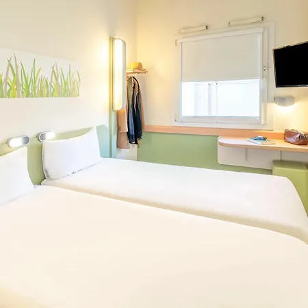 Ibis Budget Madrid Calle Alcalá Exterior photo